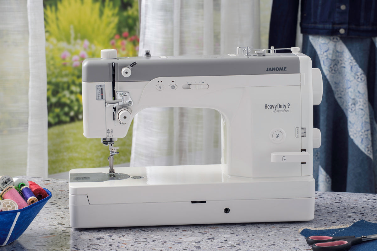Heavy Duty 9 Professional V3 Janome